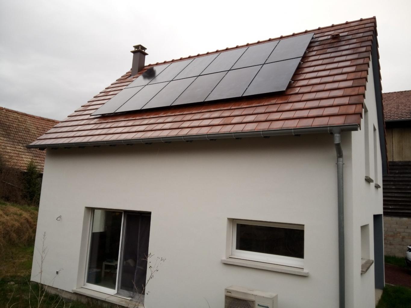 Panneaux photovoltaïques sur toiture